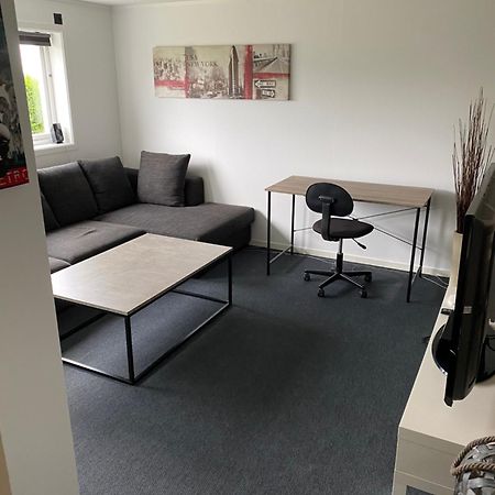Ingvilds Hybelleilighet Apartamento Kristiansand Exterior foto