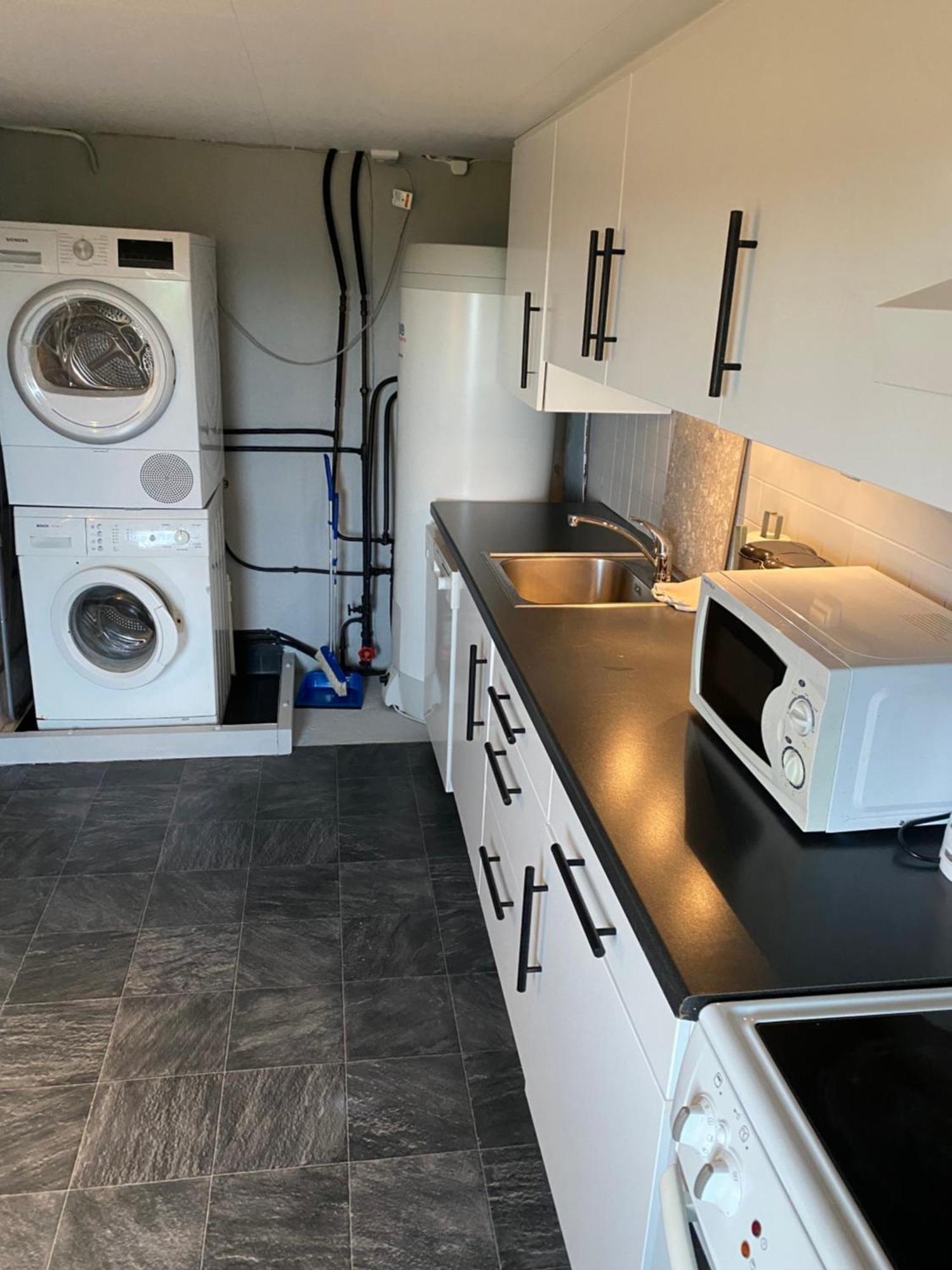 Ingvilds Hybelleilighet Apartamento Kristiansand Exterior foto